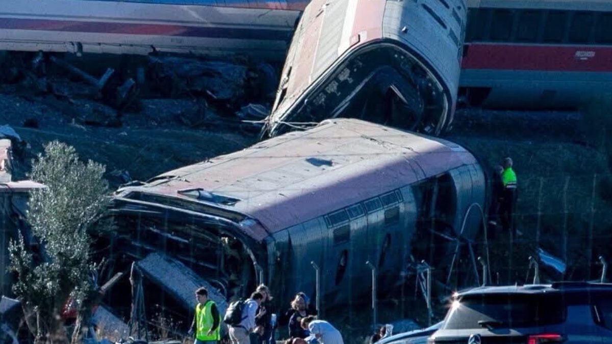 Espagne : 64 morts dans une terrible collision ferroviaire, le pays sous le choc
